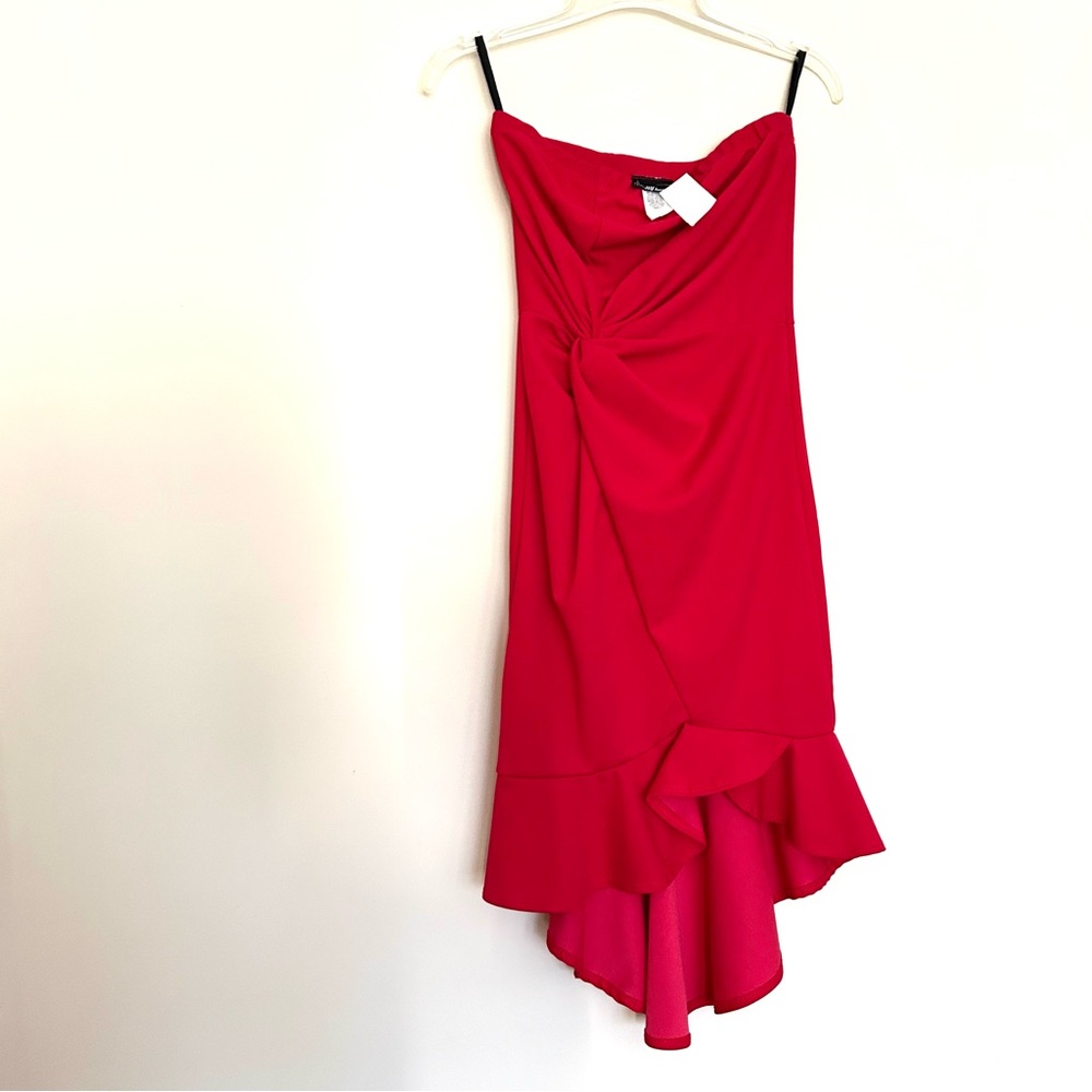 🆕 NY Invasion Elegant Strapless Red High-Low Dress